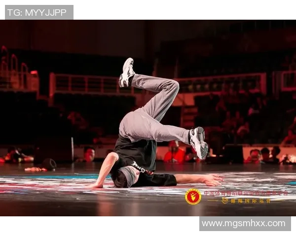 武汉街舞队在世界攀岩锦标赛中的默契配合与精彩表现分析